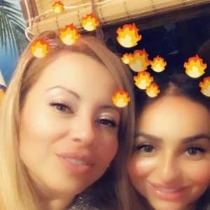 Meet your Posher, Ana